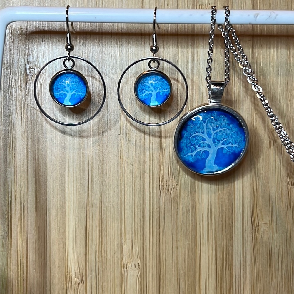 22257 Blue Tree of Life Earrings and Necklace